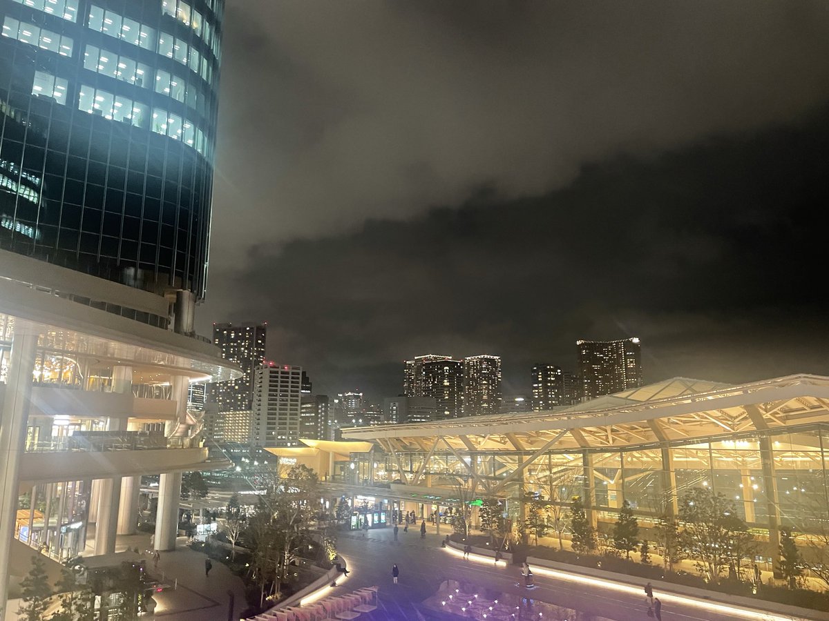 まるこ tweet media