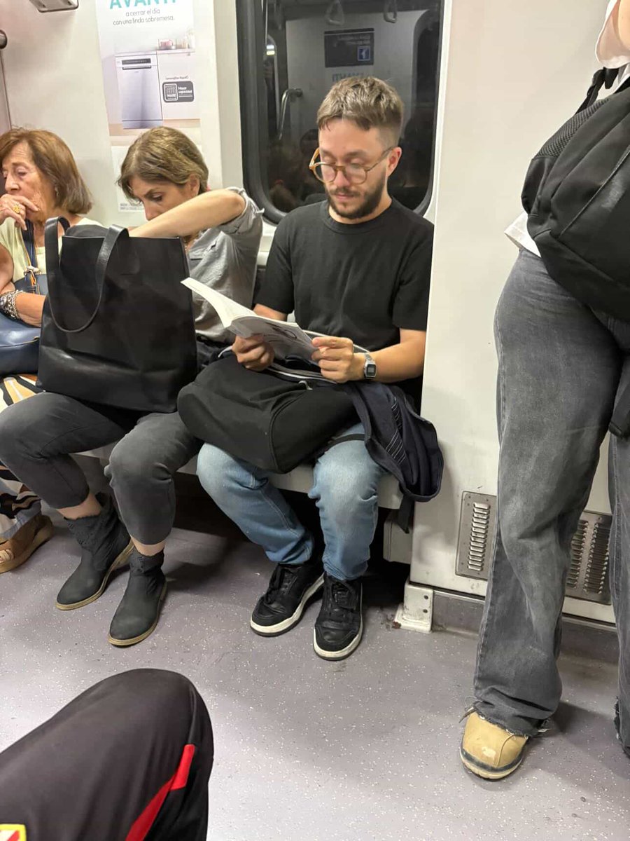 Sublecturas tweet media