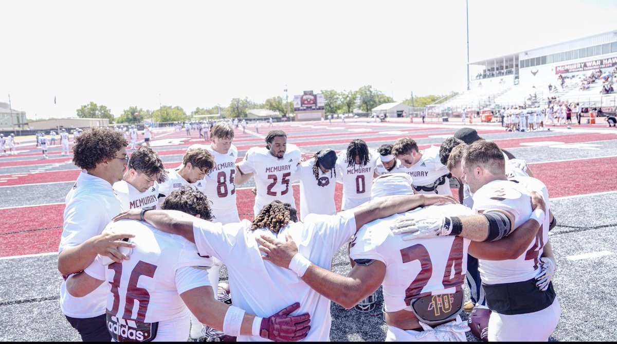 McMURRY FOOTBALL tweet media