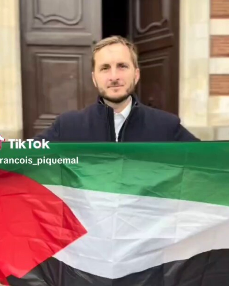 gauchecaca tweet media