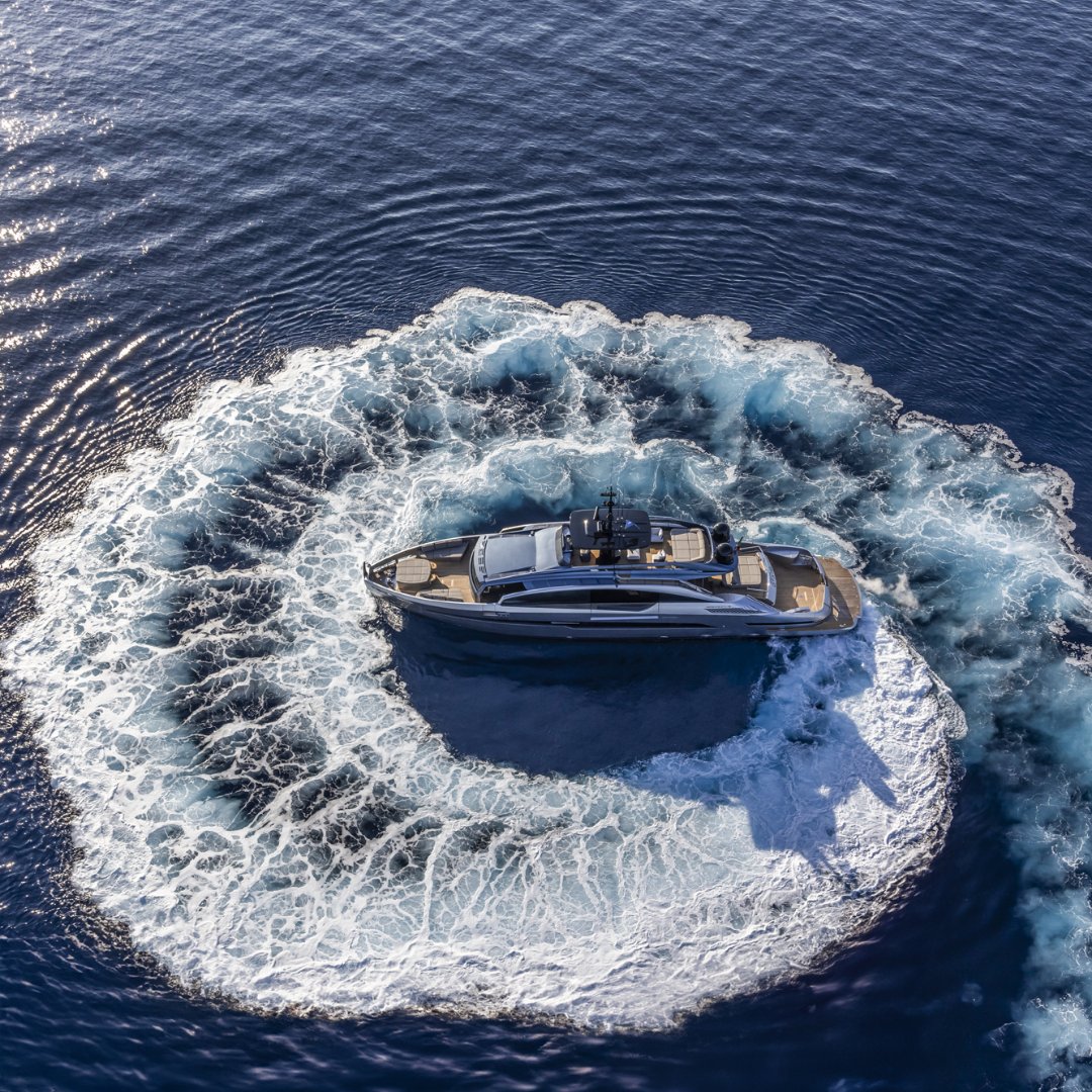 Pershing Yacht tweet media