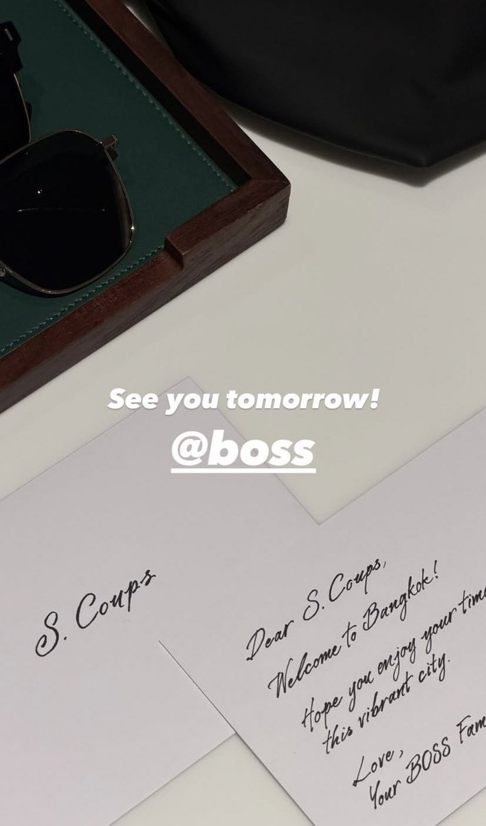 sound_of_coups 🖤 scoups got a cake from boss!

"BOSS loves S.Coups
Light the way with S.Coups" 

🍒: "@.boss 🙏🙏 See you tomorrow!"