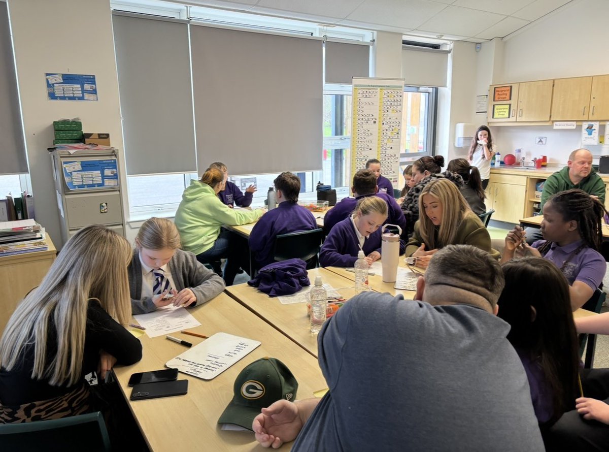 Mrs Deafley P6B tweet media