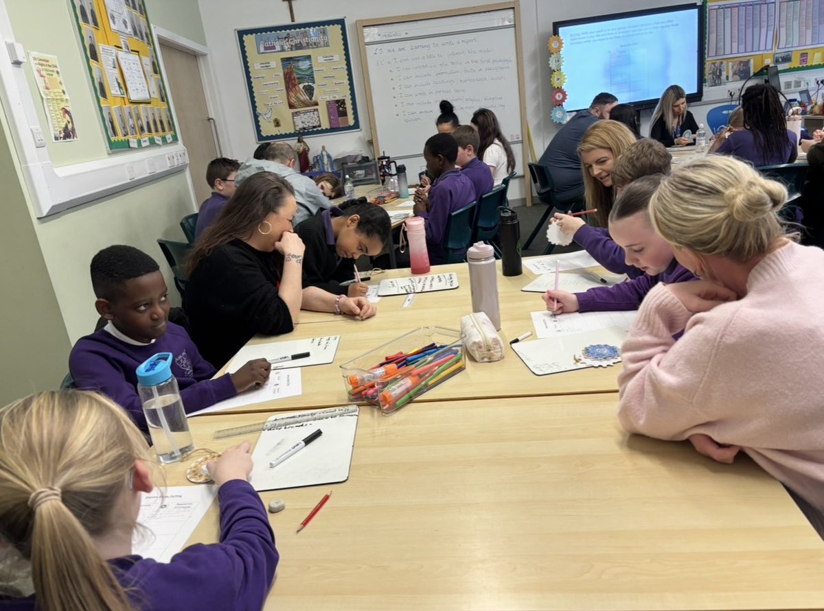 Mrs Deafley P6B tweet media