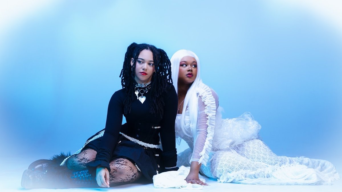 Rock Sound tweet media