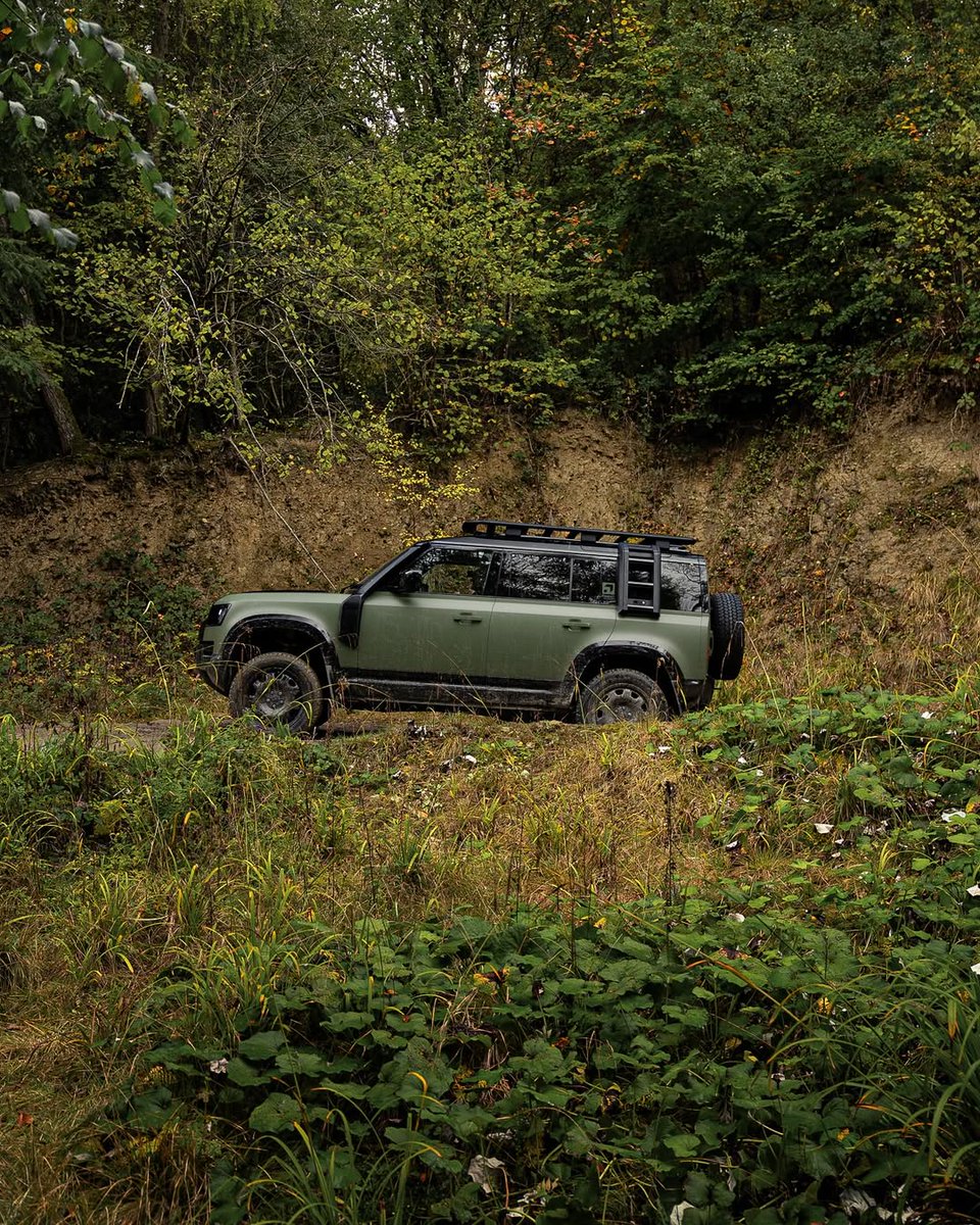 Land Rover Kenya tweet media