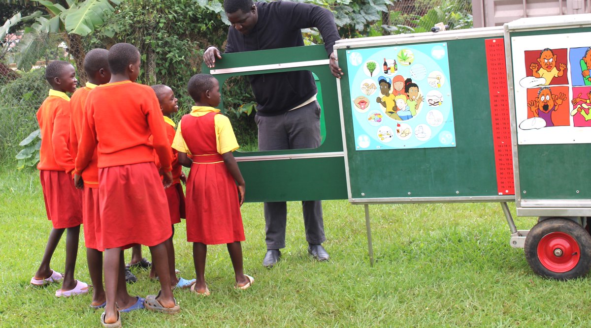 HSCmediaUg's tweet image. A day at @DwellingPlacesU . Great work done here rescuing, rehabilitating, reintegration and advocating for children in street situations. #ChildrenontheStreets #StreetChildren