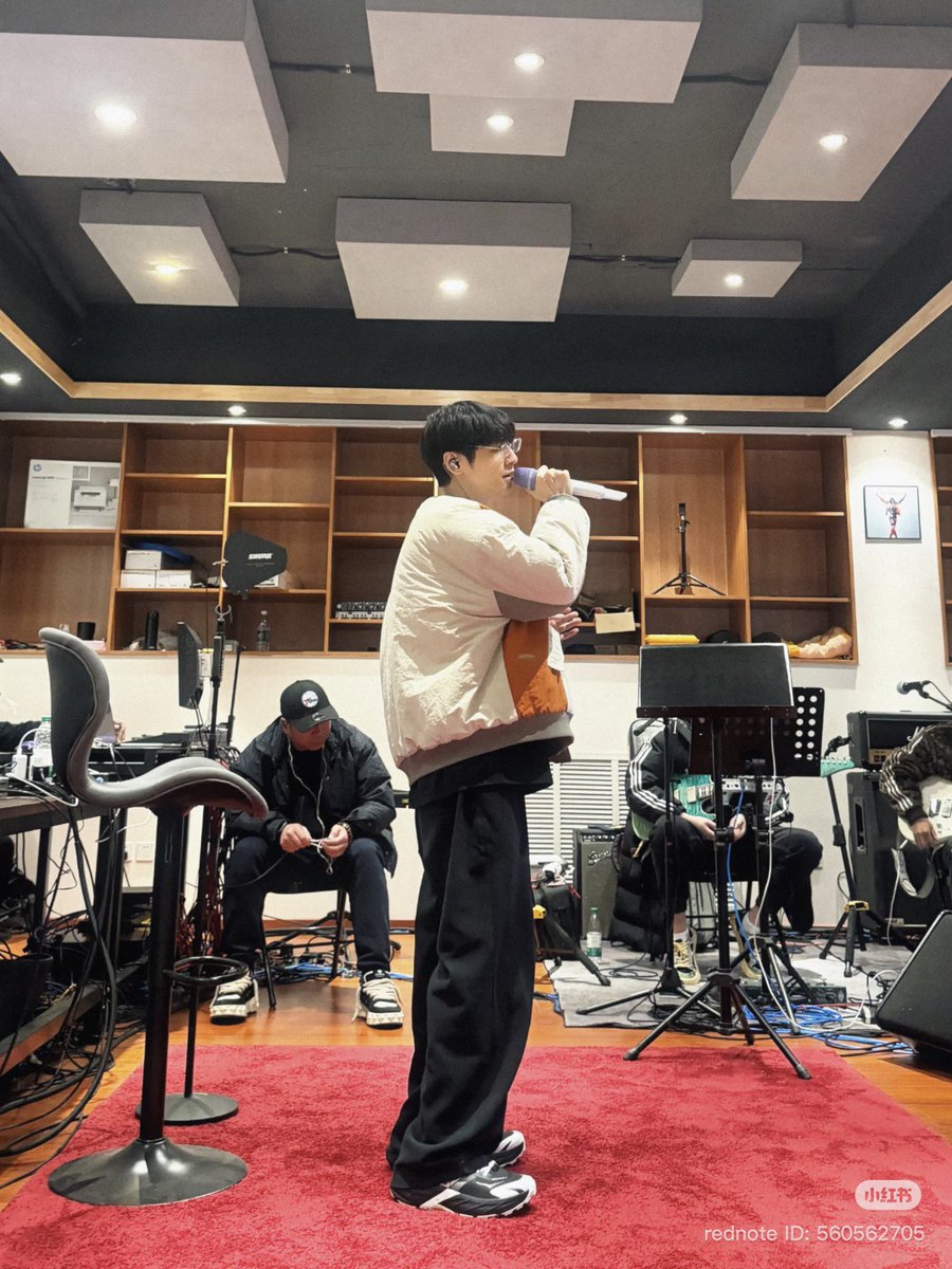 [20260318]  失踪人口回归

#罗云熙
#LuoYunxi 
#หลัวอวิ๋นซี

Cr: xhslink.com/o/2NW2OVnW49Y