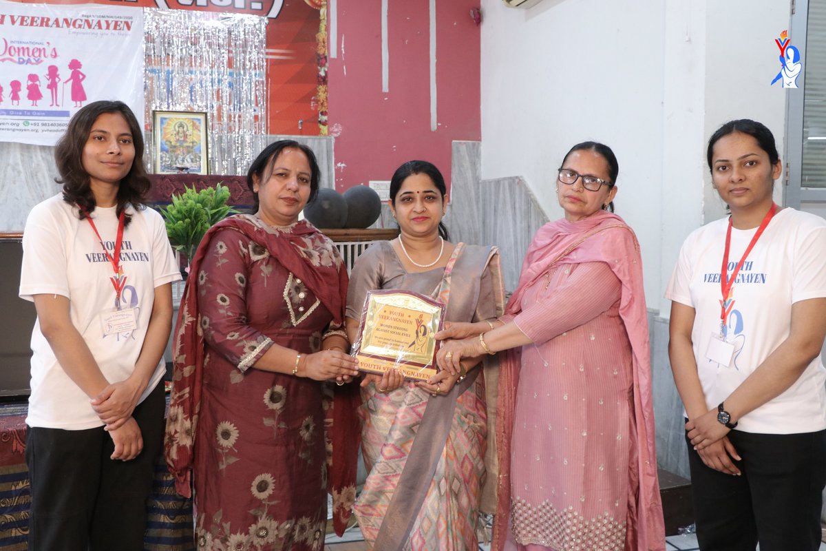 Yveerangnayen's tweet photo. Celebrating milestones, dreams, and determination.
Every certificate holds a story of hard work and courage.
A proud moment of growth, success, and new beginnings. 
#YouthVeerangnayen #certificatedistribution #isocertified #empoweringyouth #womenempowerment #achieveyourgoals https://t.co/tPXUS4zWwj
