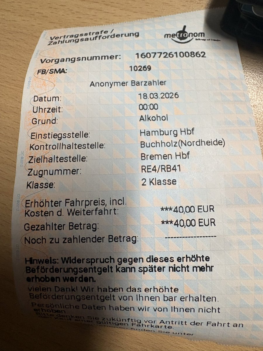 Rosa Deluxemburg tweet media