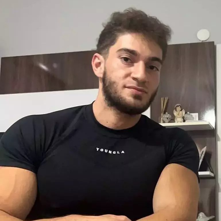 Pusholder tweet media