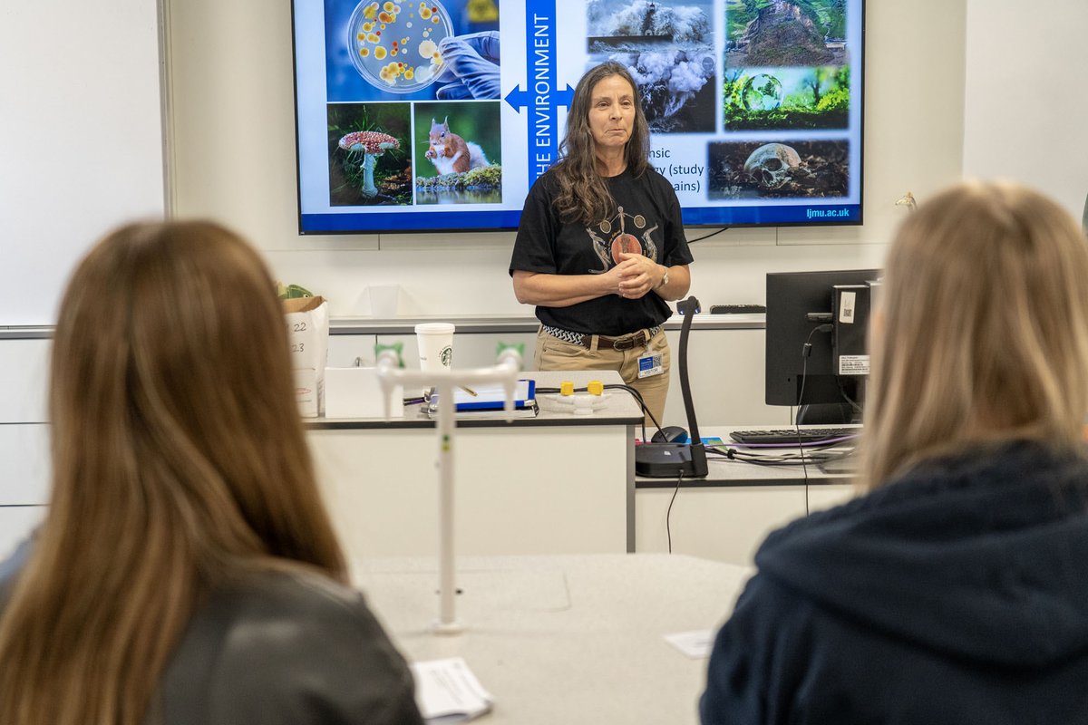 Cronton College tweet media