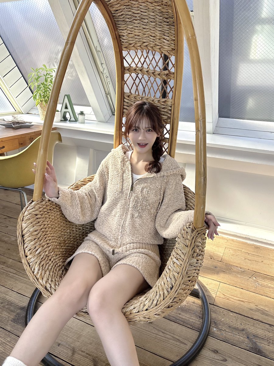 髙松 瞳 tweet media