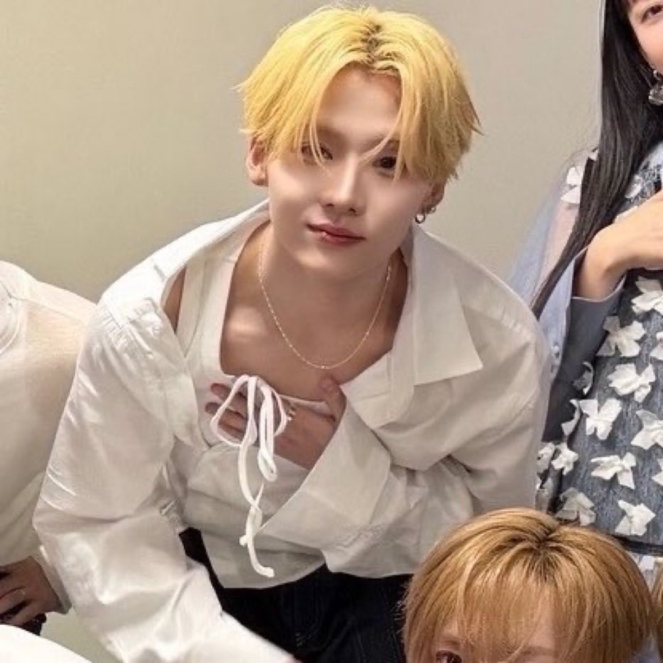 ISHANA rindu lengwon tweet media