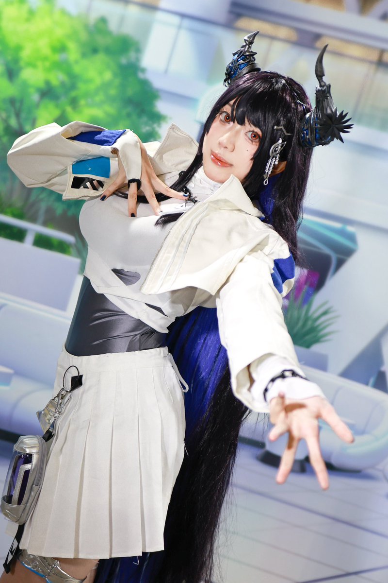 触手。 tweet media