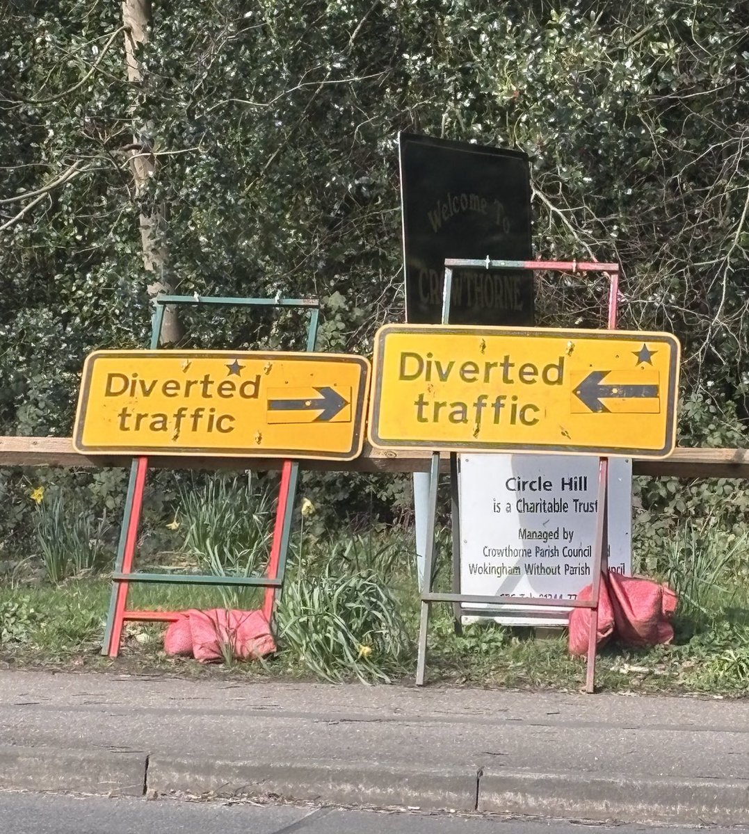 No Context Brits tweet media