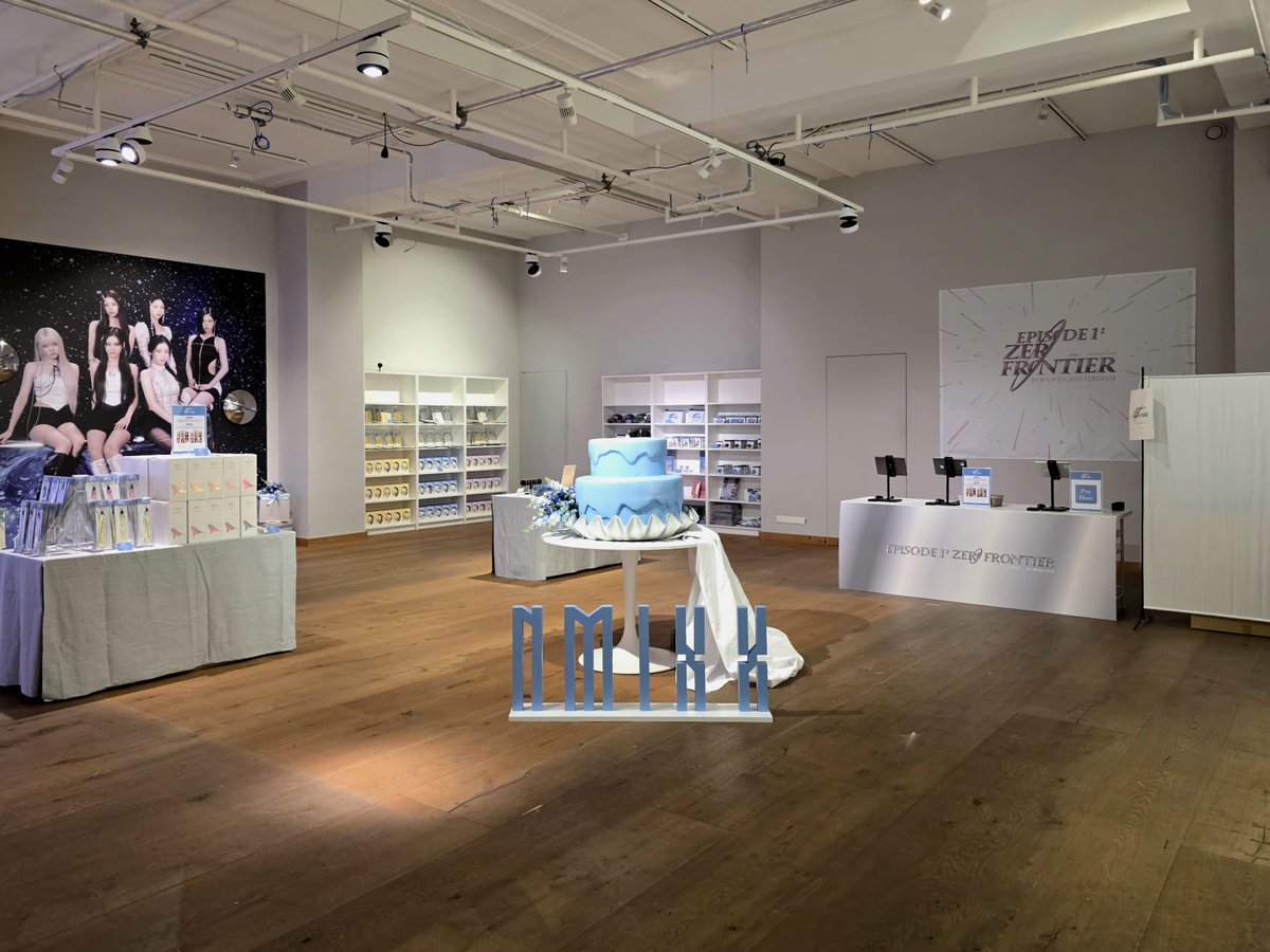 sokollab_uk's tweet photo. NSWER, the moment has arrived! 📢✨

The official NMIXX pop-up store for the ‘Episode 1: Zero Frontier’ tour is NOW OPEN in Amsterdam! 🇳🇱

Get ready to grab exclusive merch and immerse yourself in the world of NMIXX before and after the show.

📅 Open: 18 – 22 March only
📍 Location: 102 Rokin 🫶
#NMIXX #NSWER #ZeroFrontier #NMIXXinAmsterdam #PopUpStore