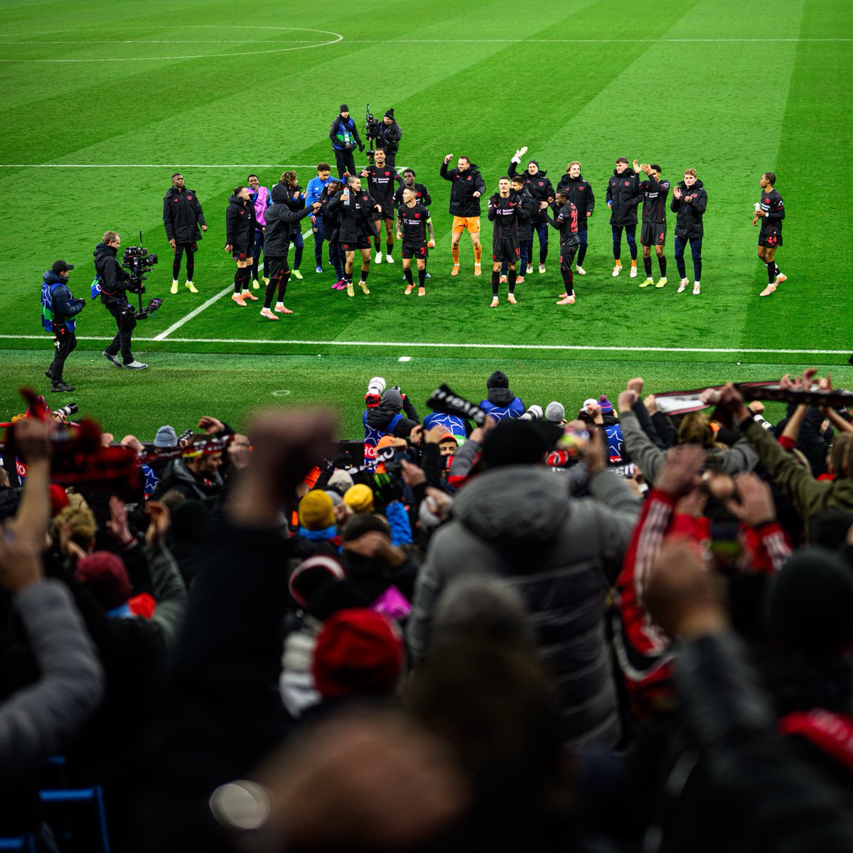 Bayer 04 Leverkusen tweet media