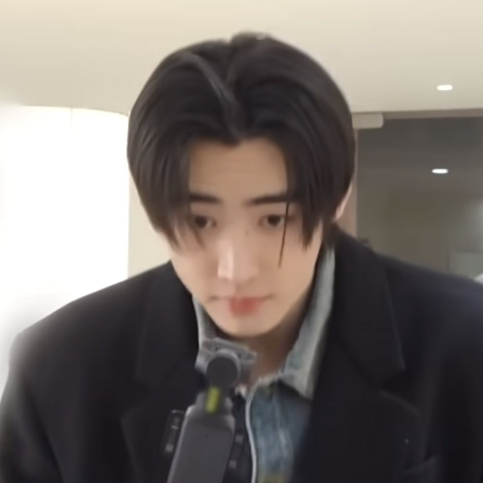 ❄️얼음별 tweet media