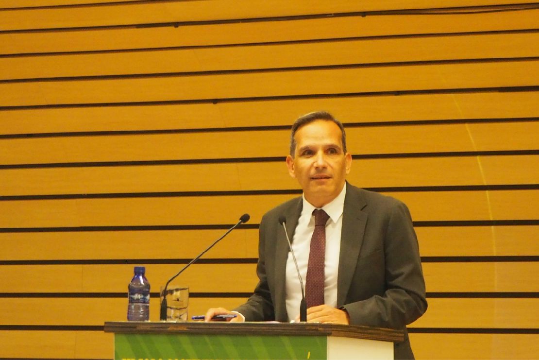 Alberto Cagigas tweet media