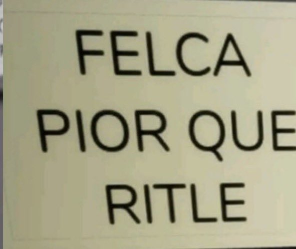 britoopeedro's tweet photo. tive que tirar uma selfie pra assistir pornô https://t.co/08I89oIWnV