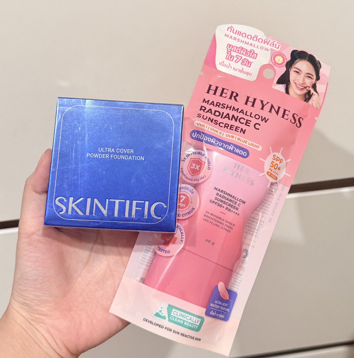 ttarntalzonel's tweet photo. #แจก ของใหม่ทั้งหมดเลยนะ ใช้เองแล้วชอบเลยอยากให้ลองกัน
แป้ง SKINTIFIC + กันแดด HER HYNESS
งานผิวเนียน + กันแดดจิ้ง ครบ!

📍แค่ ฟอล + รี + รีทวิตรีวิวในไฮไลท์
#แจกฟรี  #รีทวิตแจก #ของดีบอกต่อ https://t.co/P50vPVSikn