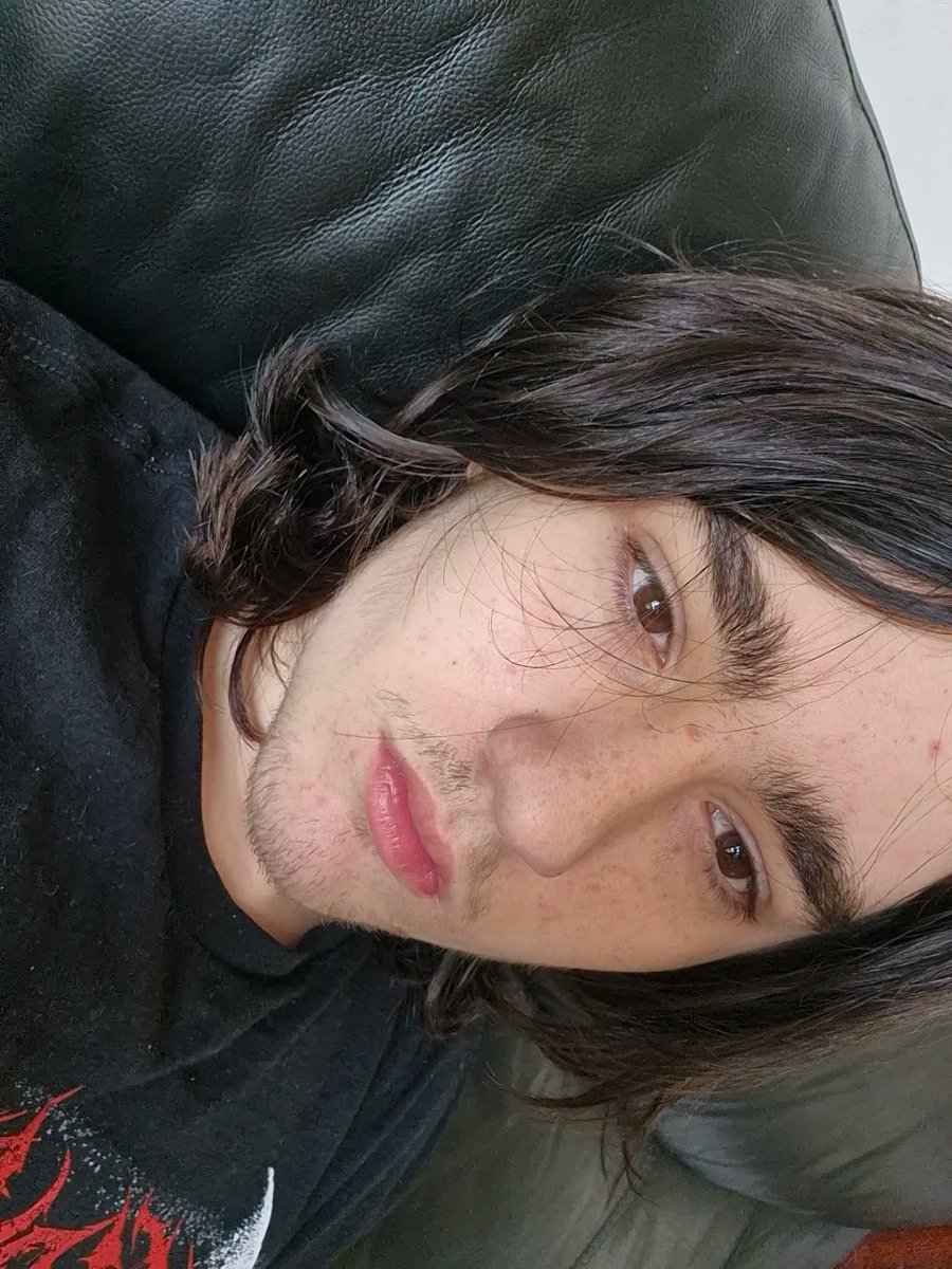 kilangle tweet media