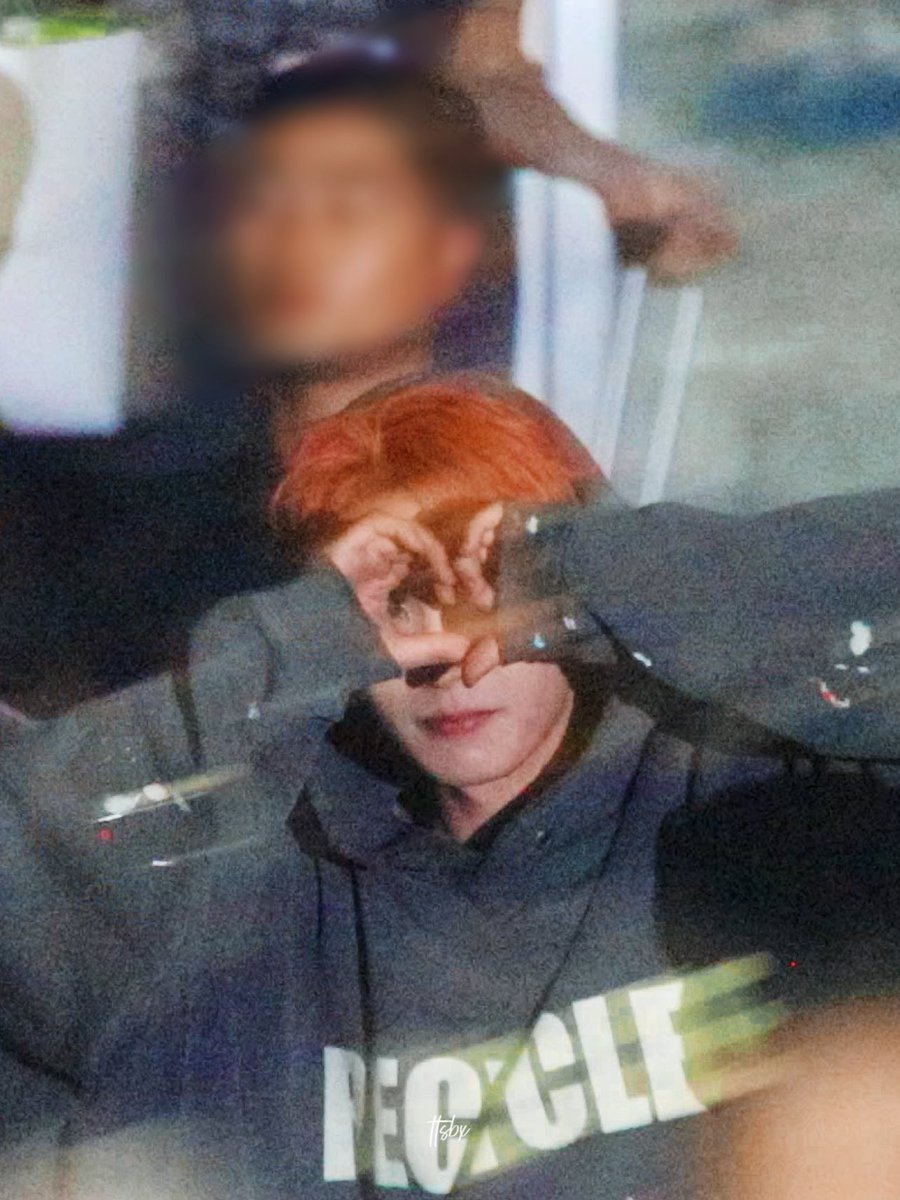 모피 (@128prnce) on Twitter photo 
