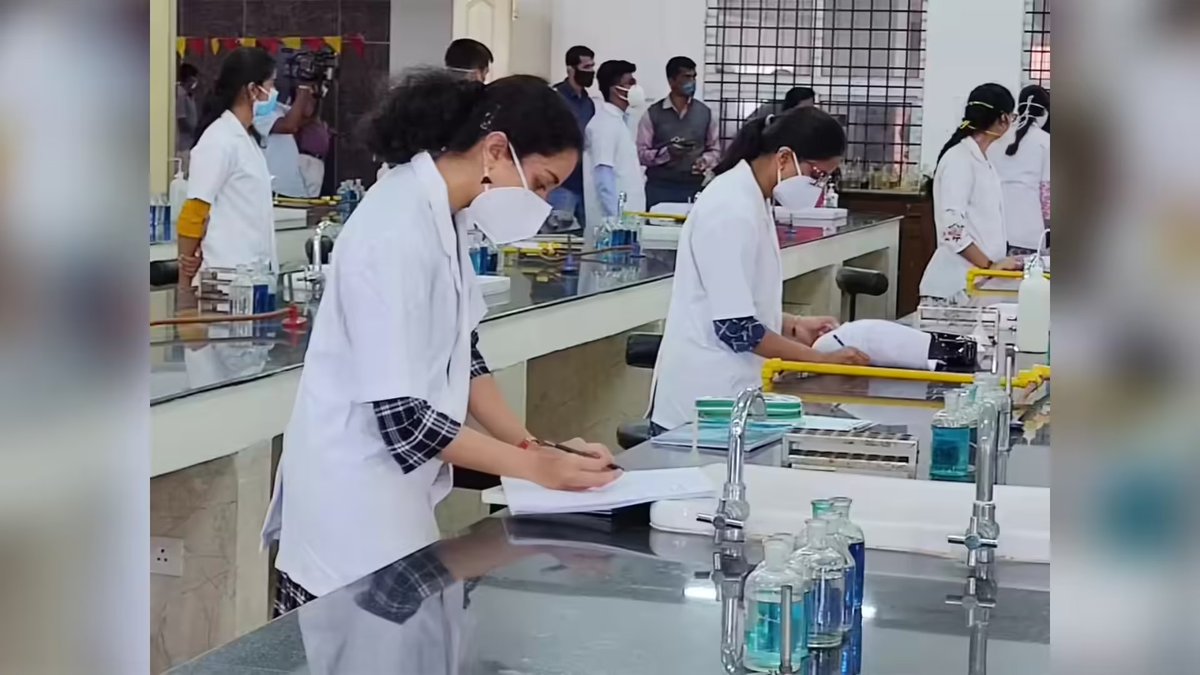 ETHealthWorld tweet media