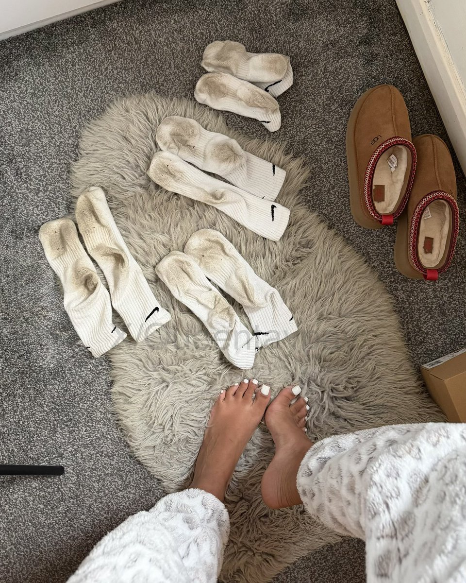 𝓣𝓪𝔂 tweet media