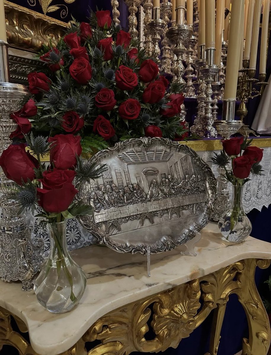 Nuestro Padre Jesús es la fuerza que nos levanta y nos guía, María Santísima de los Dolores es la calma que nos abraza y nos entiende. Uno sostiene, la otra protege, uno nos enseña a caminar y la otra a confiar. Pregón: Carmen Paola Tomé González

#LosMoraosalht #cuaresma #triduo