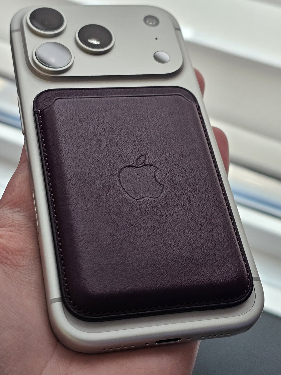 SOUIC ᯅ tweet media