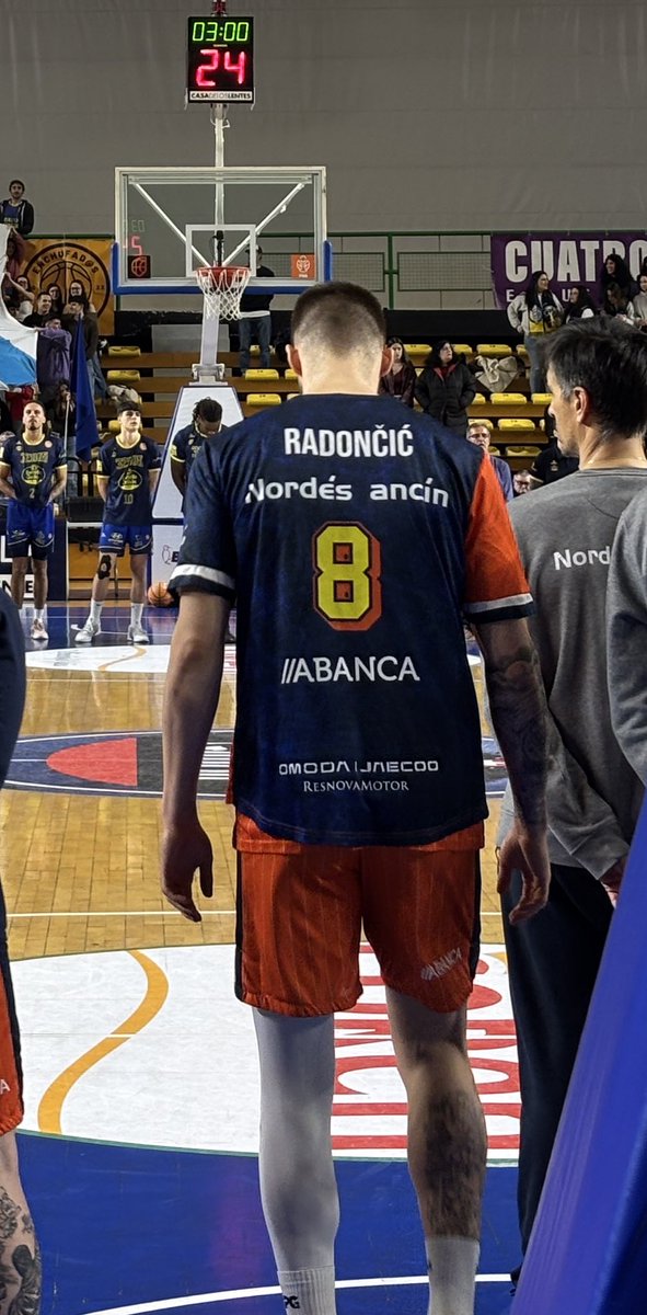 Raúl Ameneiro tweet media