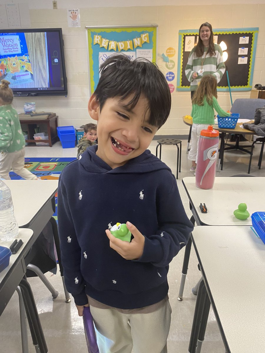 Moore Elementary tweet media