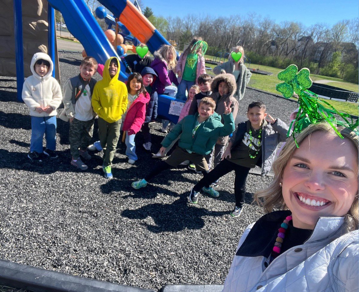 Moore Elementary tweet media