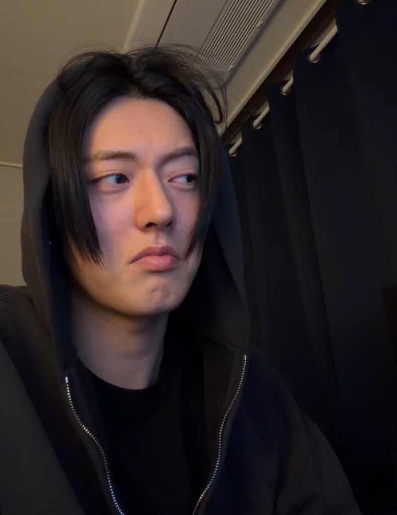 ꒰🐈‍⬛꒱ tweet media