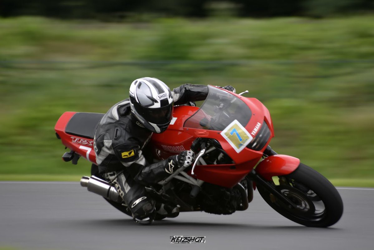 サーキットボンバー tweet media