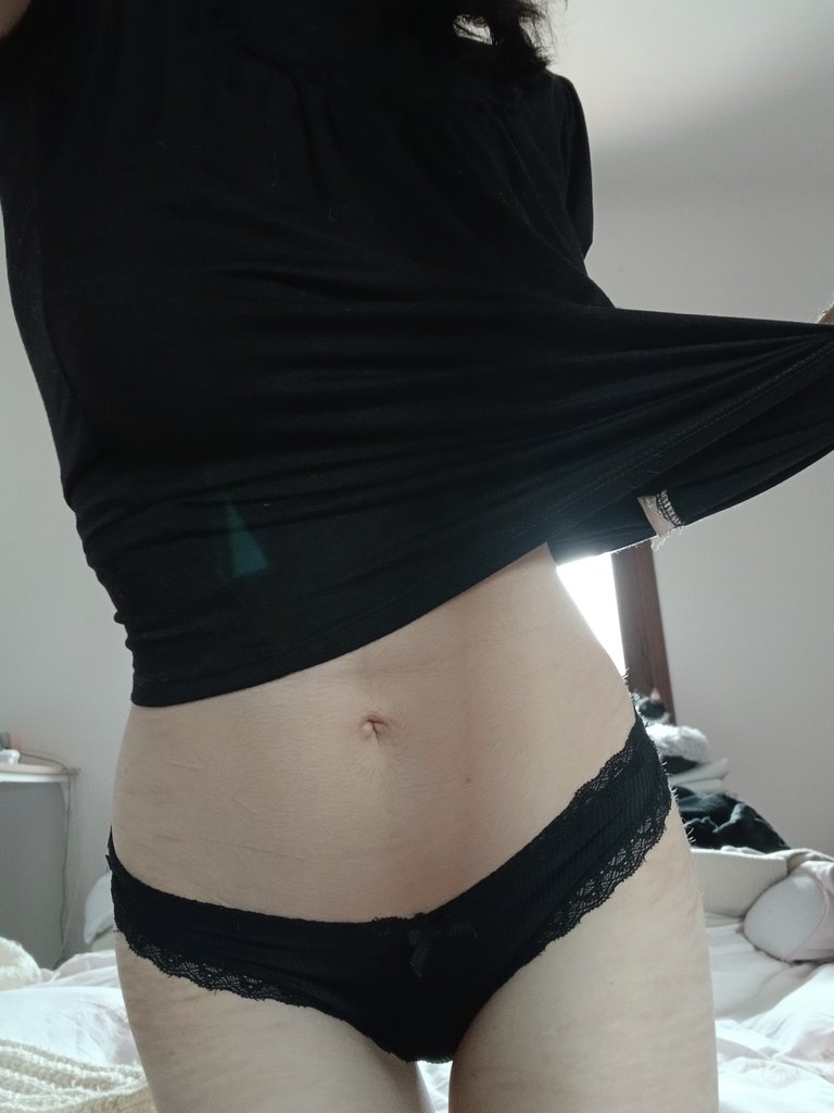 yua . . . 𖹭 tweet media