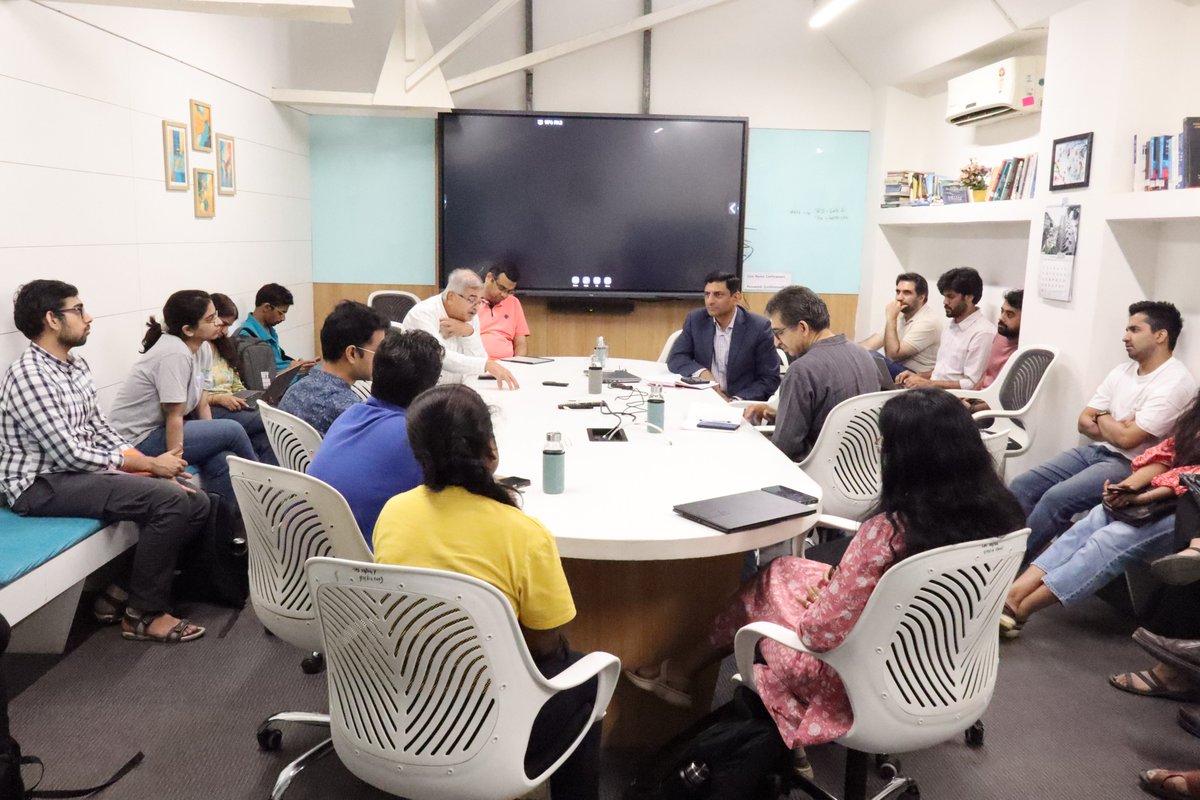 Ashank Desai Centre for Policy Studies, IIT Bombay tweet media