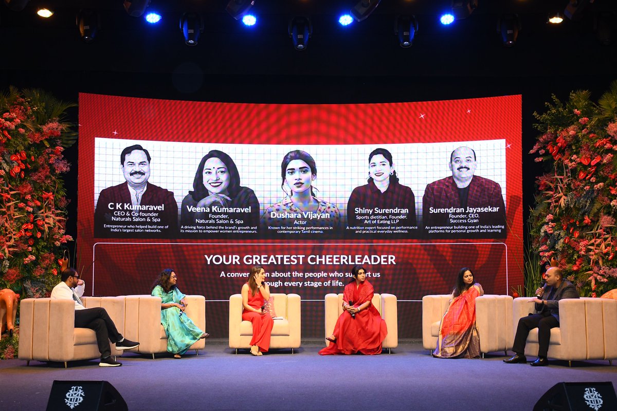 Renaissanceevnt's tweet image. There’s a different kind of ease when a client becomes a creative partner

For our latest Chosen event, it didn’t feel like executing a brief it felt like co‑creating an experience

That’s the real sweet spot in events

Event by Renaissance

#EventPlanning #EventCuration