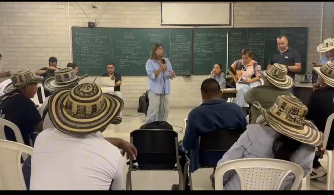 Radio Nacional CO tweet media