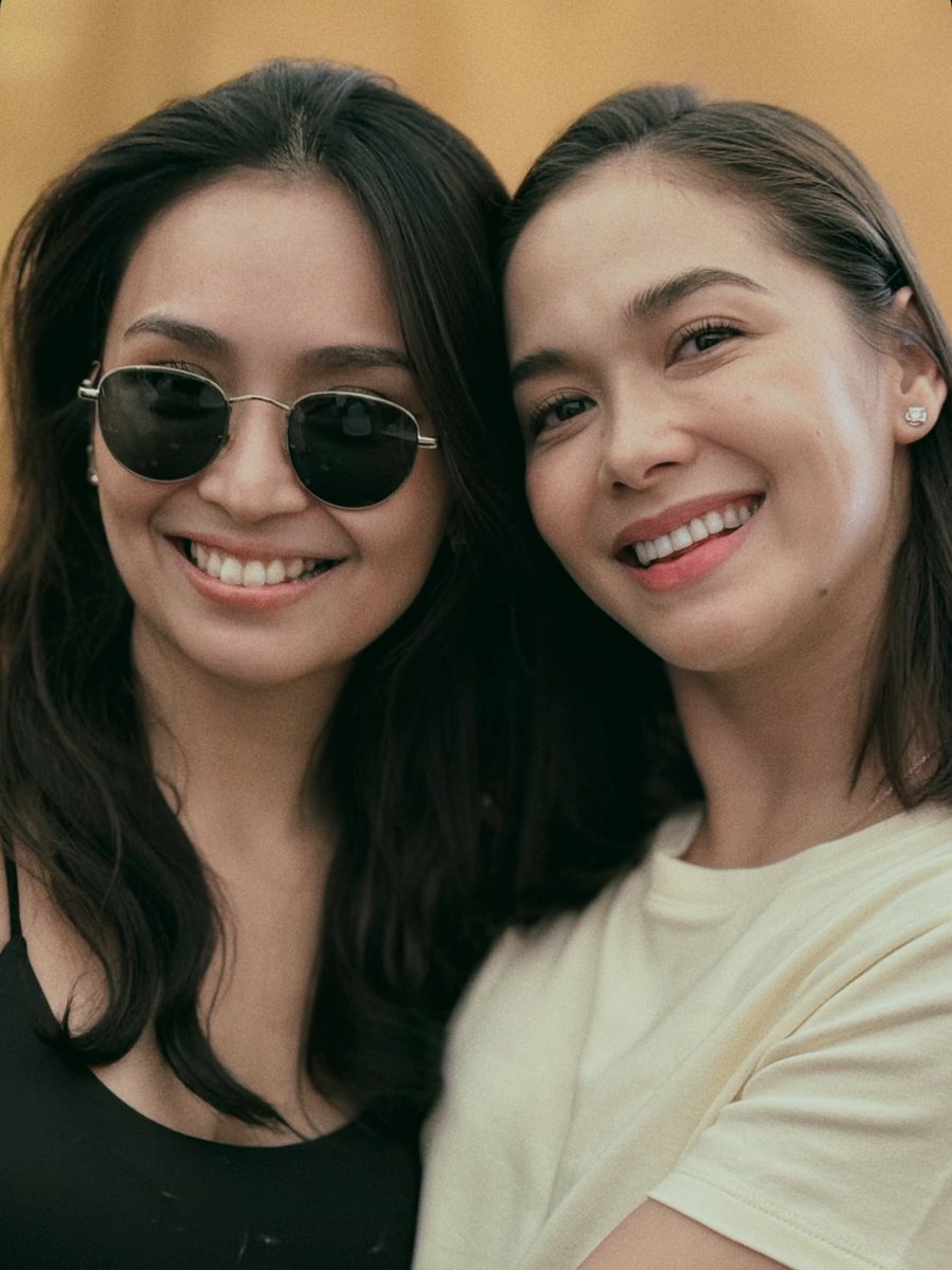 heyyyhappy_'s tweet photo. thank you maja and somsom family for the bday surprise! hehez 🥹 so much love for you, @bernardokath! 🫶🏻 https://t.co/BEJNHwfAdF