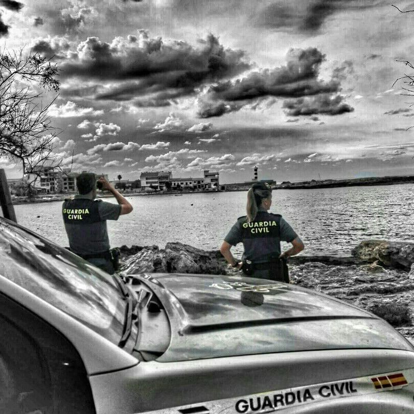 Guardia Civil tweet media