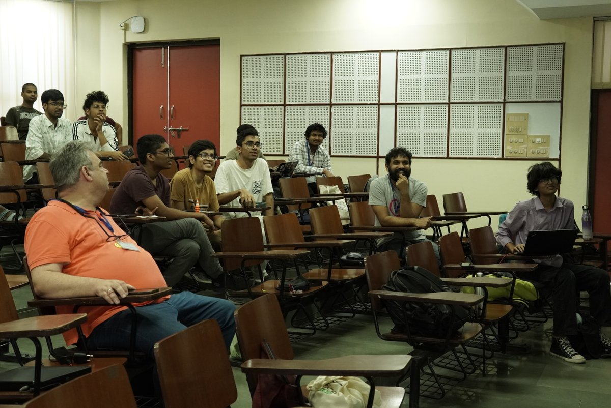 Debian India tweet media