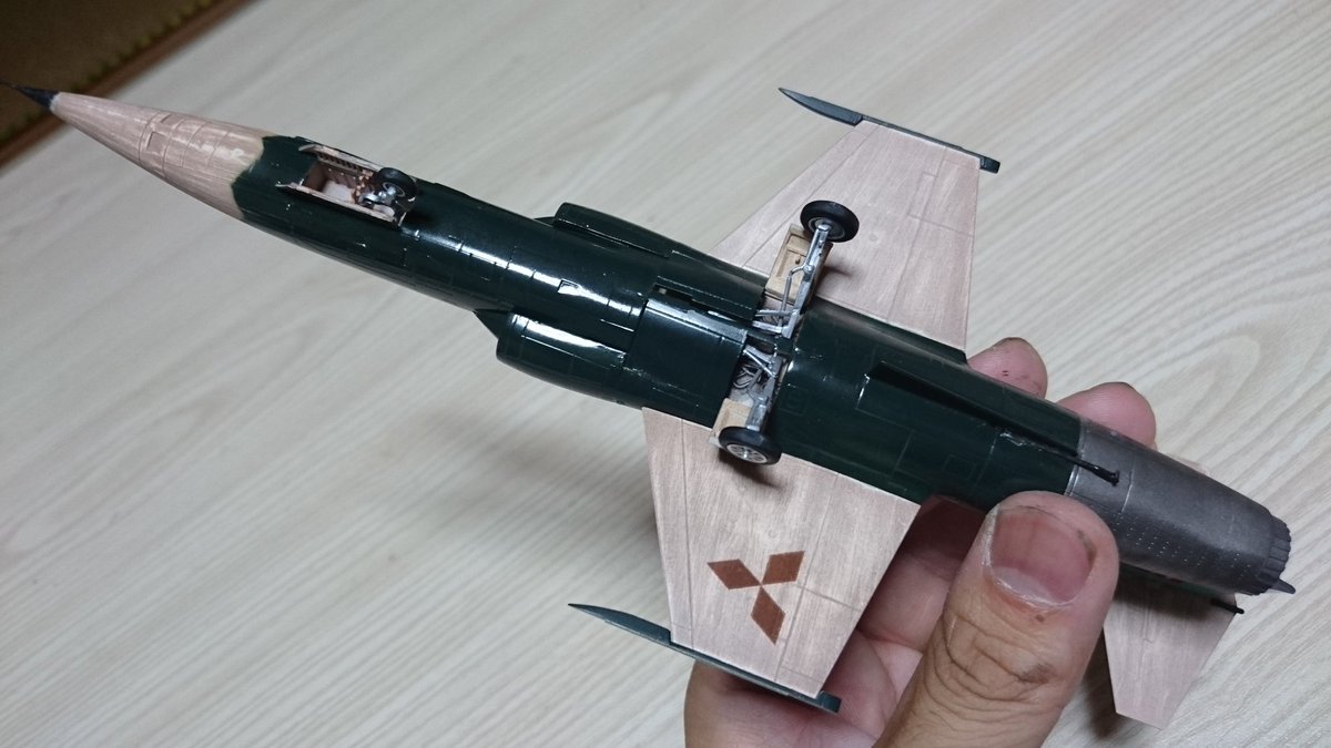 hiro@春限定リリーアイコン tweet media