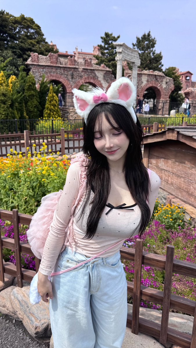 nonpedophile tweet media