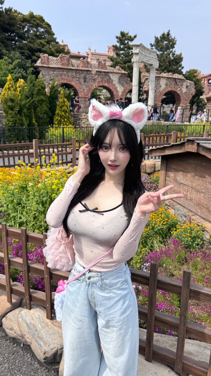 nonpedophile tweet media