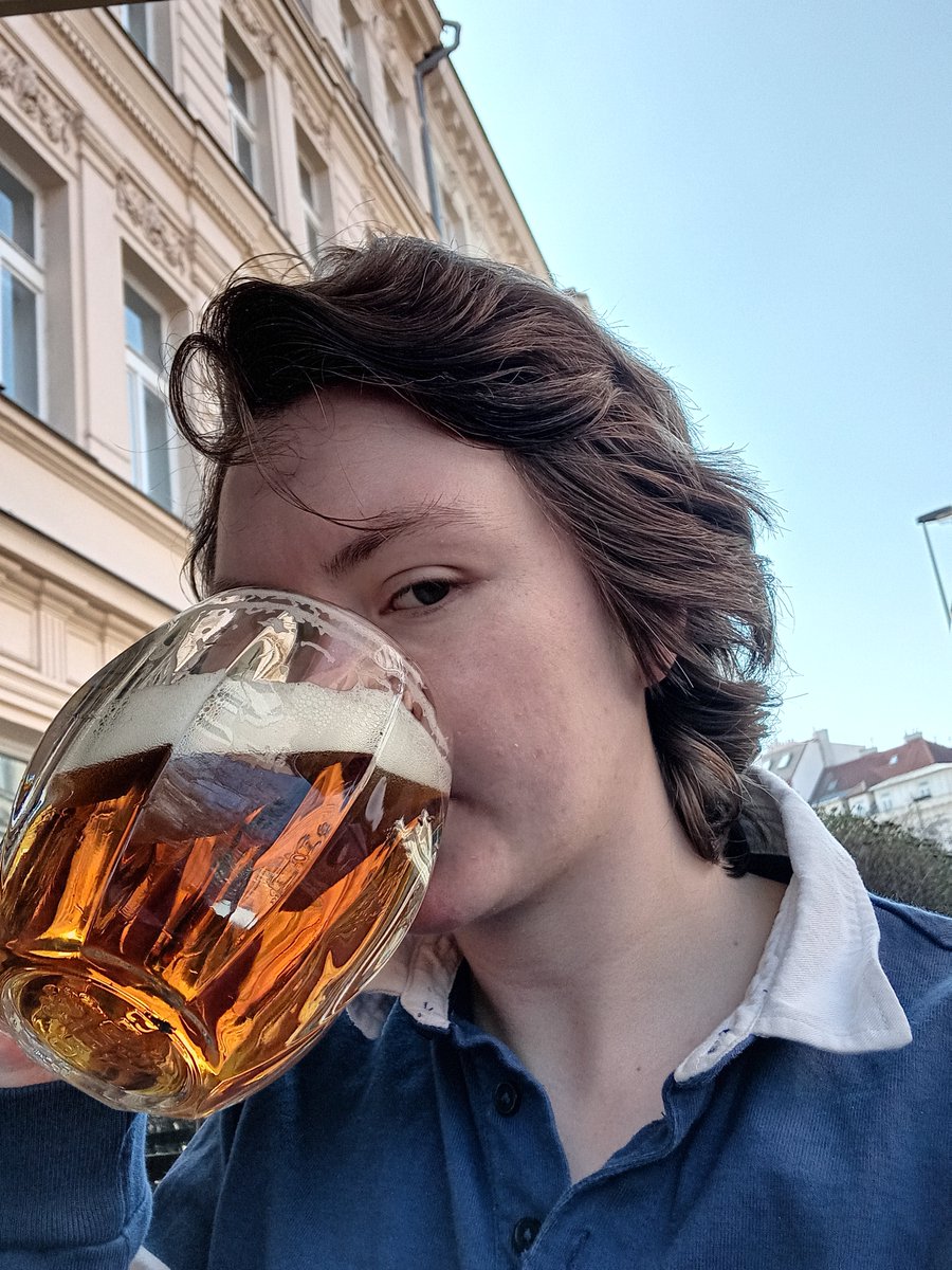 Catherine Warr tweet media