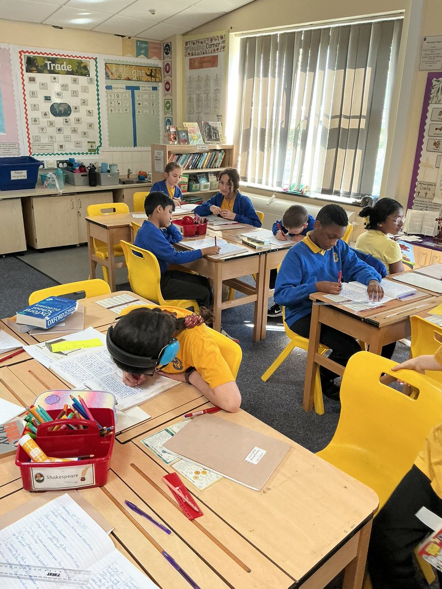 In #English, #Y6 have started their work on their Macbeth narrative. They are sequencing events from the banquet scene and exploring the thoughts and feelings of the characters.