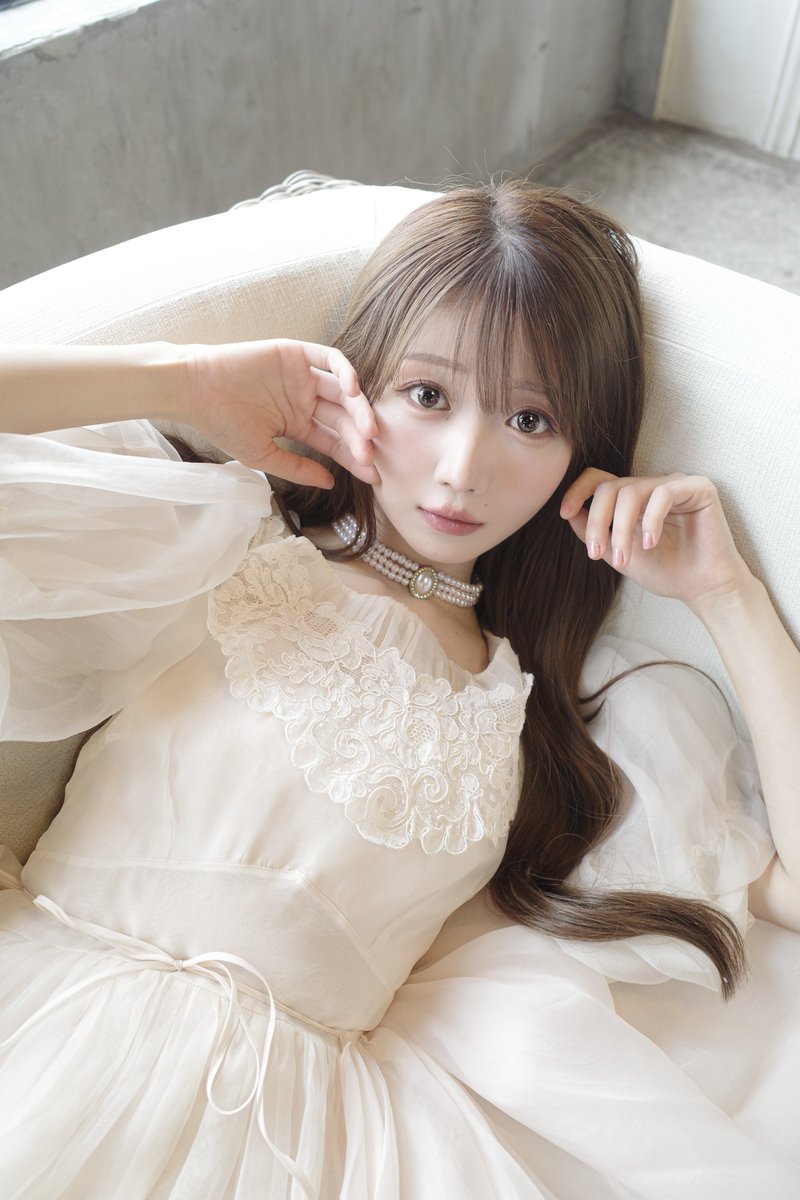 イコラブカレンダー発売日！👑 お姫様みたいなこのスタイリング